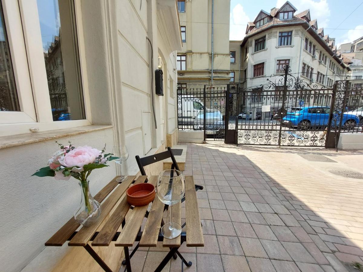 Sweet Dreams Suites Lovely Duplex Universitate Bukarest Exteriör bild
