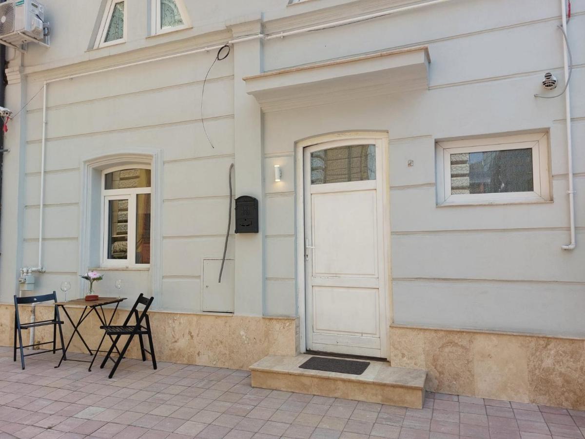 Sweet Dreams Suites Lovely Duplex Universitate Bukarest Exteriör bild