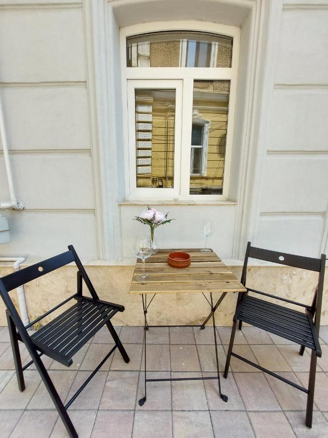 Sweet Dreams Suites Lovely Duplex Universitate Bukarest Exteriör bild